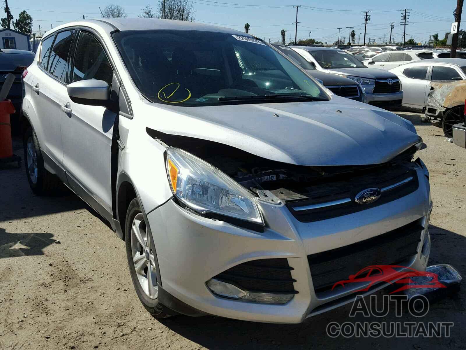 FORD ESCAPE 2015 - 1FMCU0G90FUB08623