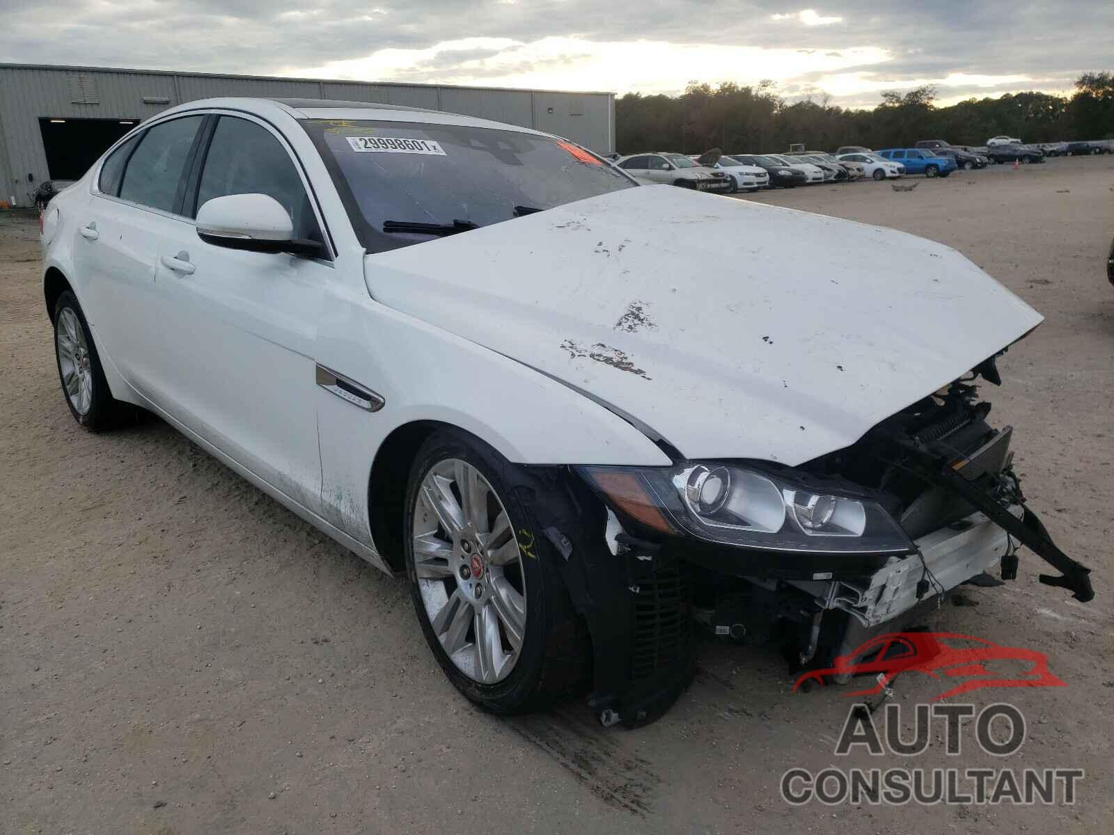 JAGUAR XF 2017 - SAJBD4BV9HCY42957