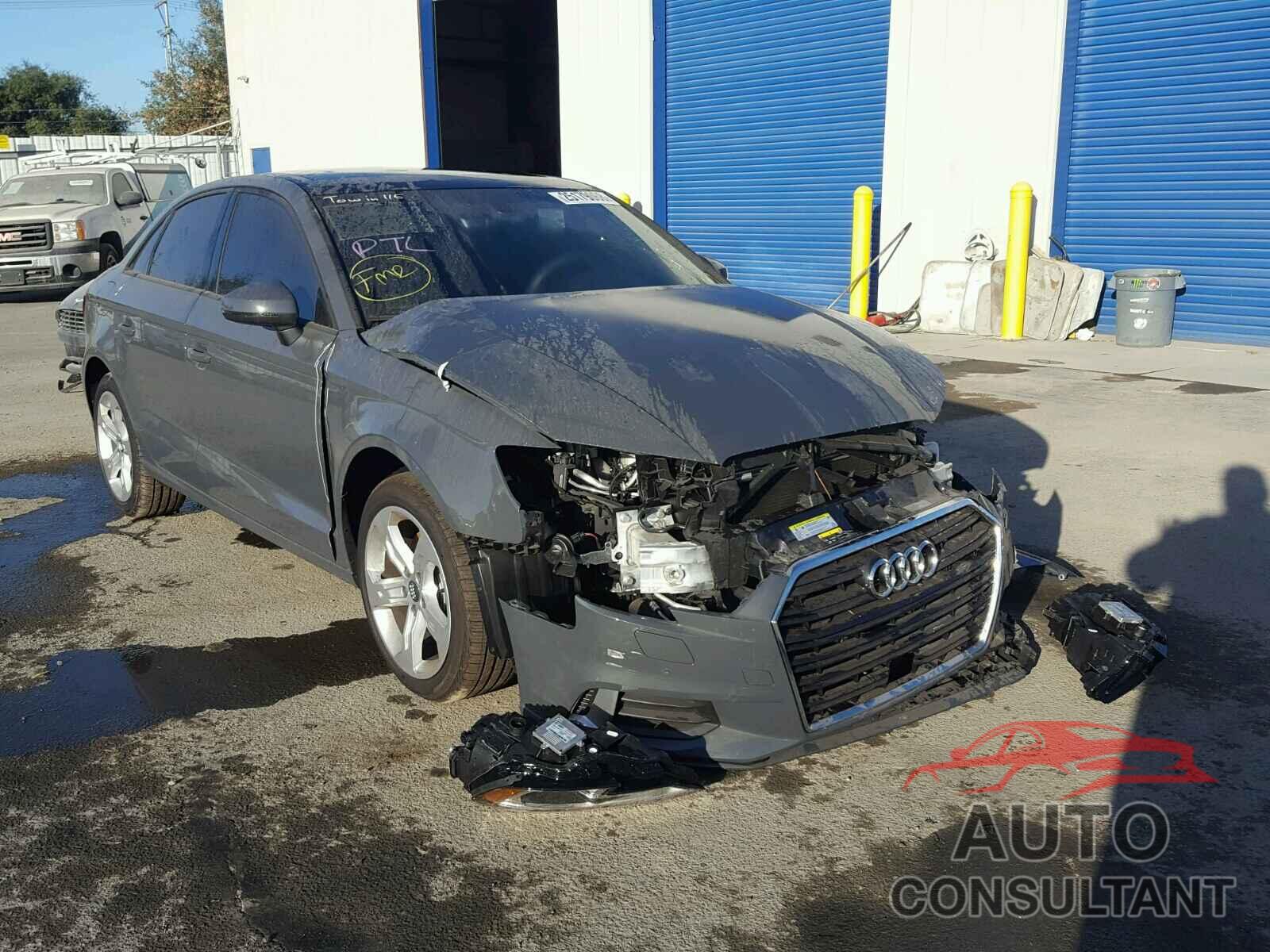 AUDI A3 2018 - WAUAUGFF3J1023004