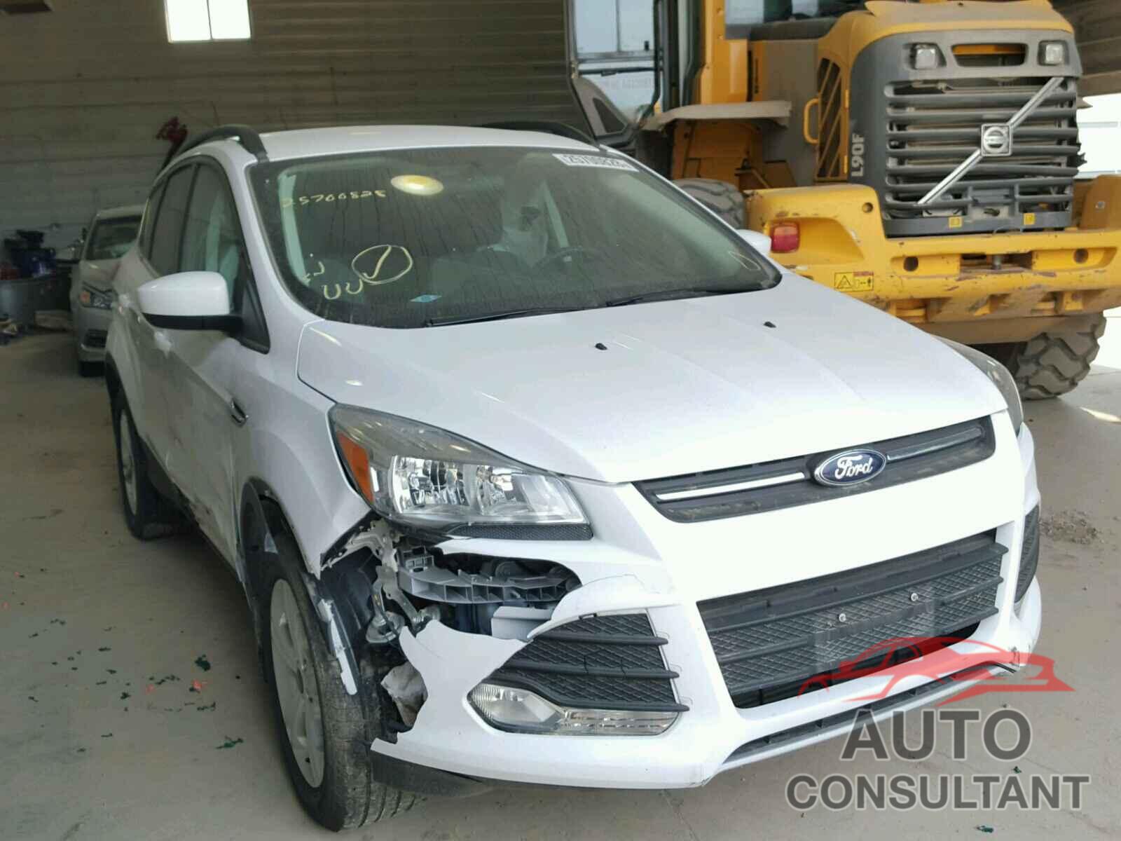 FORD ESCAPE 2015 - 1FMCU9GX0FUB09046