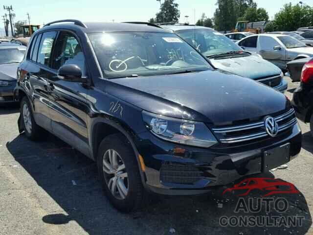 VOLKSWAGEN TIGUAN 2017 - WVGAV7AX3HW509417