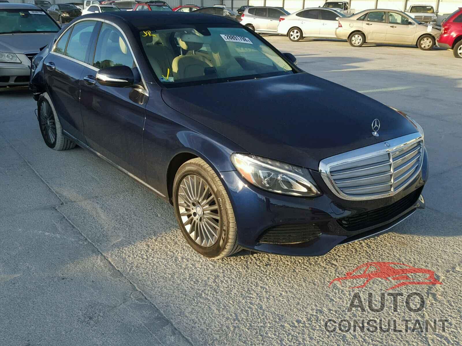 MERCEDES-BENZ C300 2015 - 55SWF4KB1FU020460
