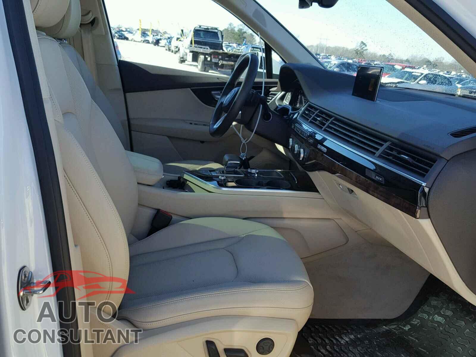 AUDI Q7 2017 - WA1LAAF72HD051941
