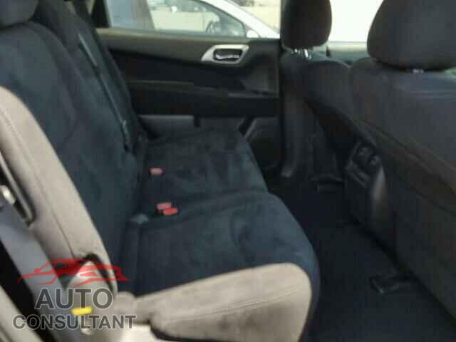 NISSAN PATHFINDER 2015 - 5N1AR2MN1FC651975