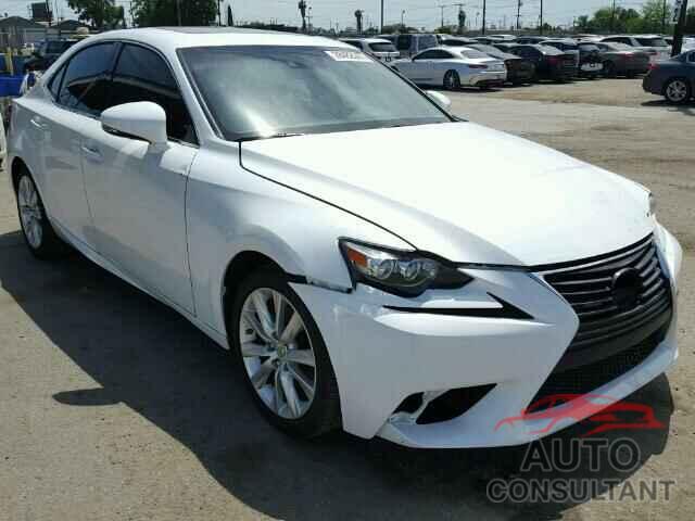 LEXUS IS250 2015 - JTHCF1D21F5023729