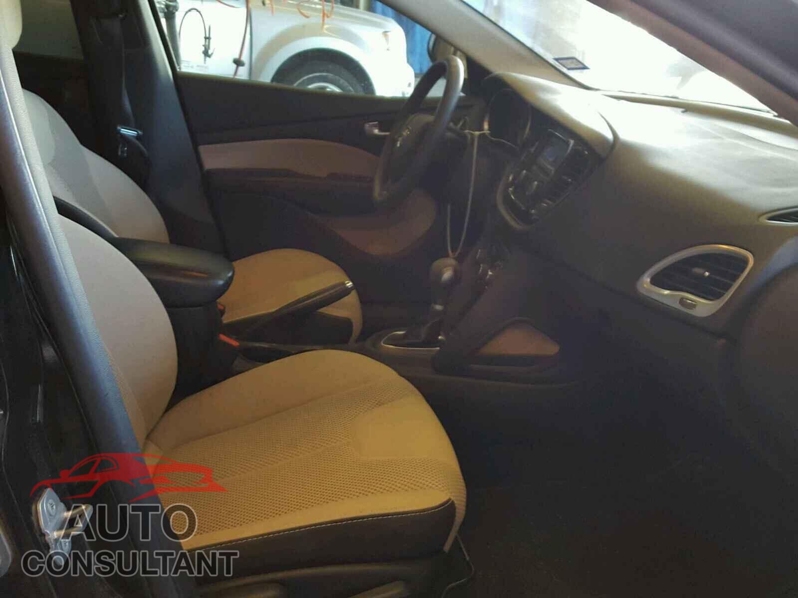 DODGE DART 2015 - 1C3CDFBB4FD211954