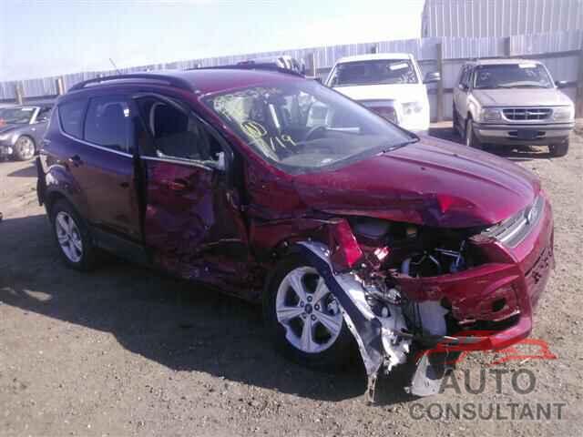 FORD ESCAPE 2015 - 1FMCU9GX5FUC63235