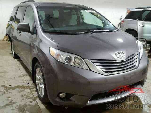 TOYOTA SIENNA 2015 - 5TDJK3DC7FS123496