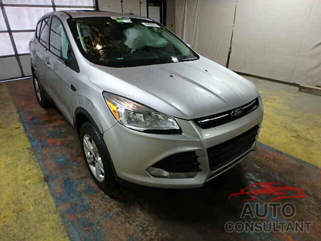 FORD ESCAPE 2015 - 1FMCU9G9XFUB13218