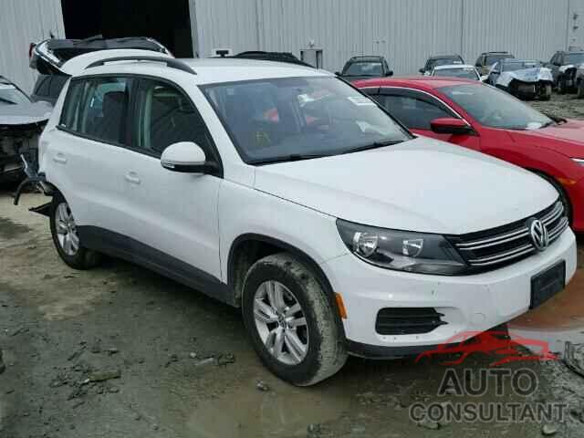 VOLKSWAGEN TIGUAN 2015 - WVGAV7AX4FW570501