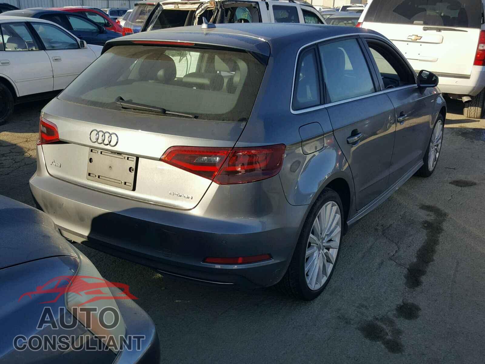 AUDI A3 2016 - WAUTPBFF5GA098217