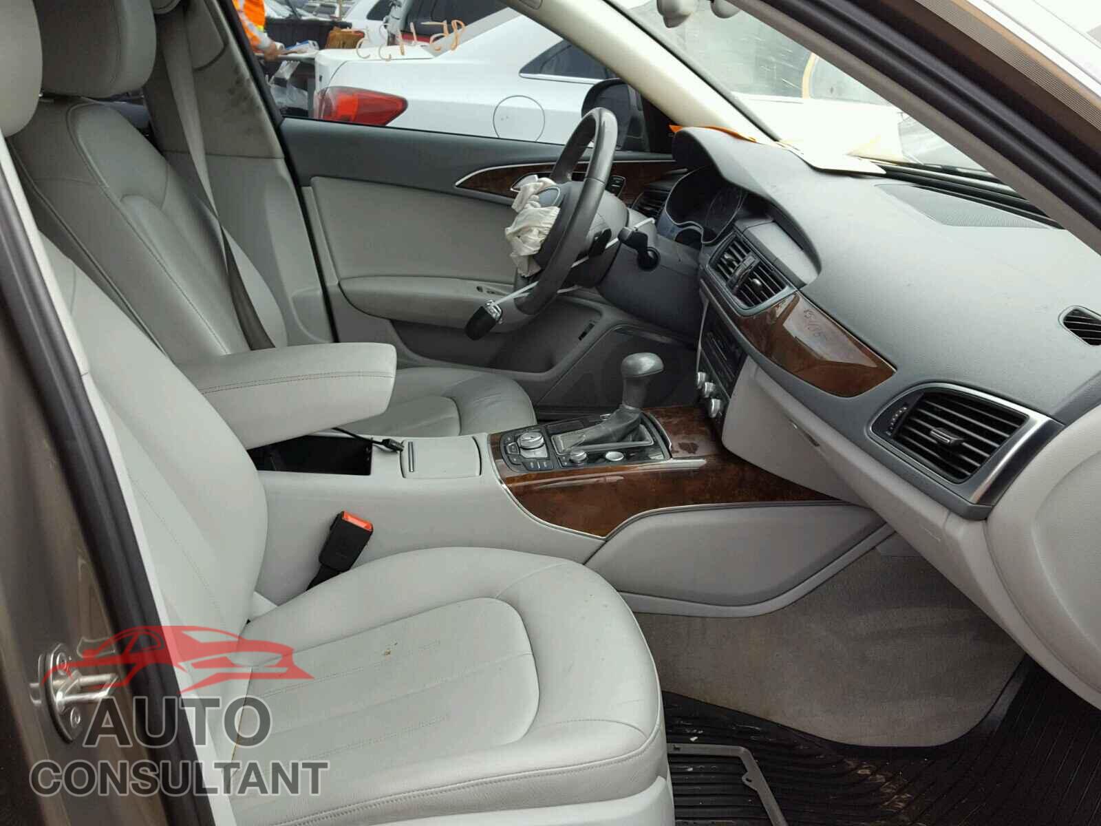 AUDI A6 2015 - WAUDFAFC2FN021187