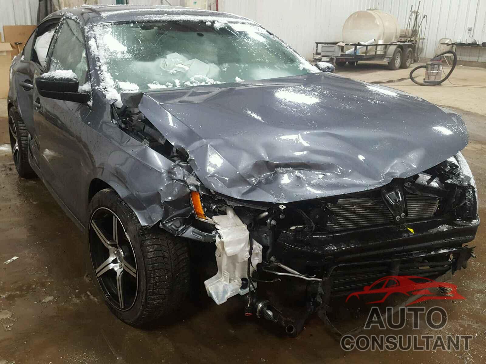 VOLKSWAGEN JETTA 2015 - 3VWD17AJ9FM401077