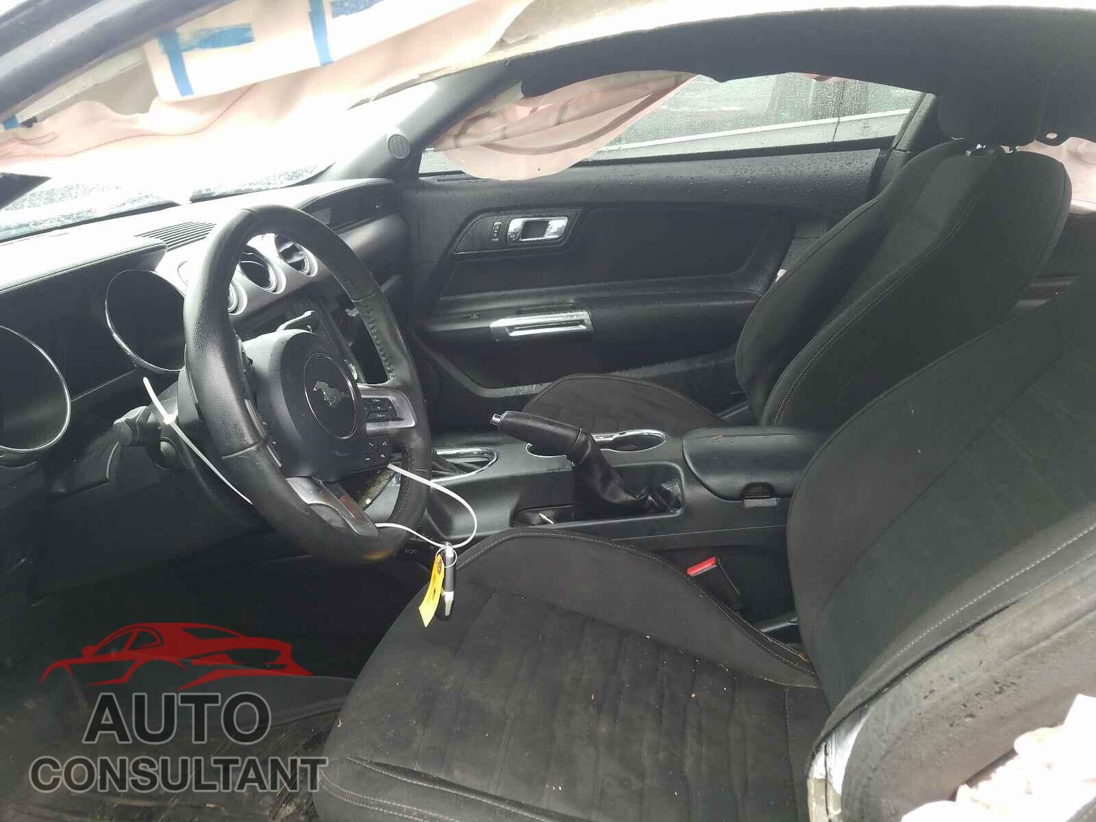 FORD MUSTANG 2016 - 1FA6P8TH0G5200837