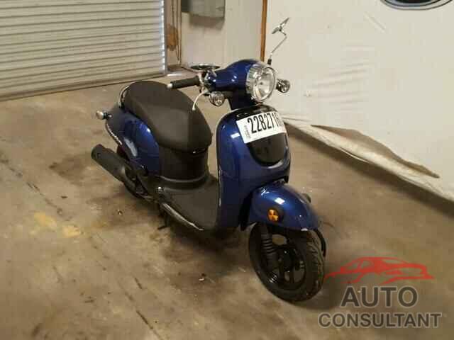 HONDA SCOOTER 2015 - LALAF7012F3200831