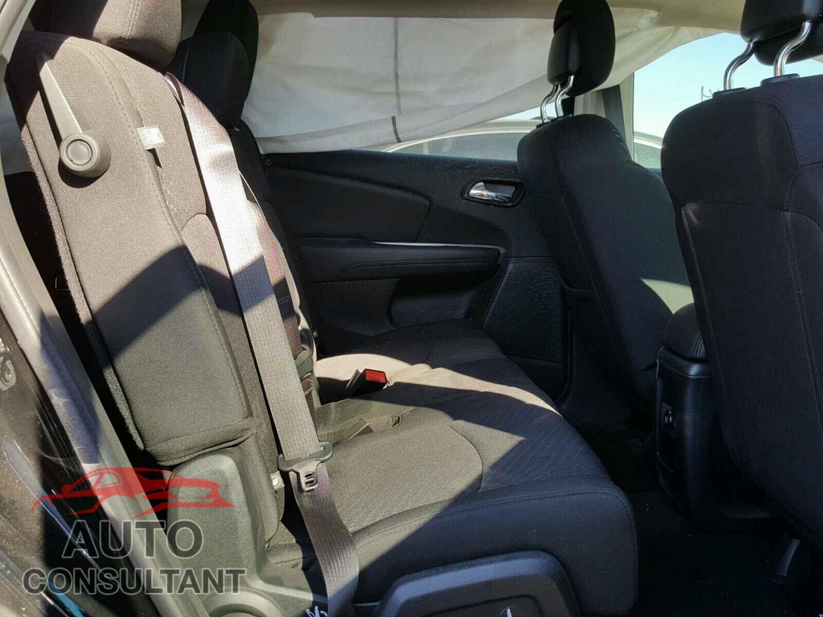 DODGE JOURNEY 2017 - 3C4PDCAB9HT710016