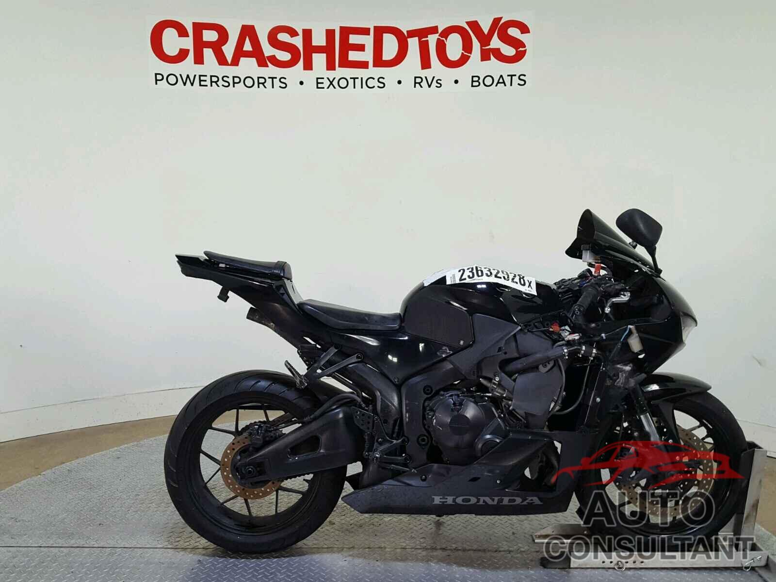 HONDA CBR CYCLE 2015 - JH2PC4003FK800986