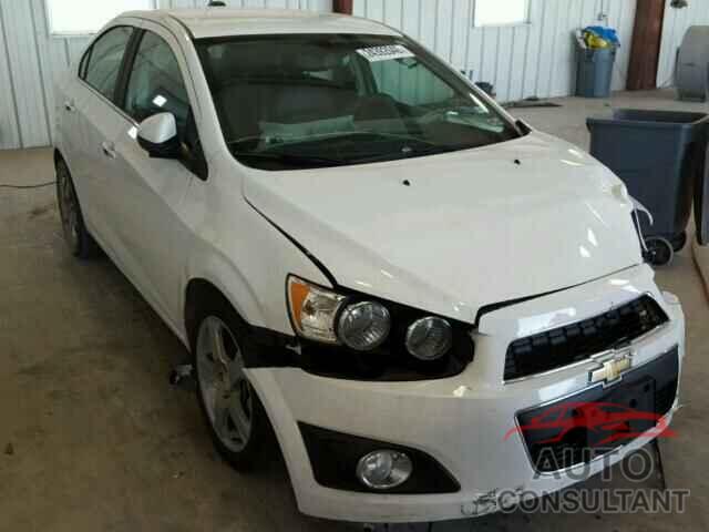 CHEVROLET SONIC 2015 - 1G1JE5SB7F4124049