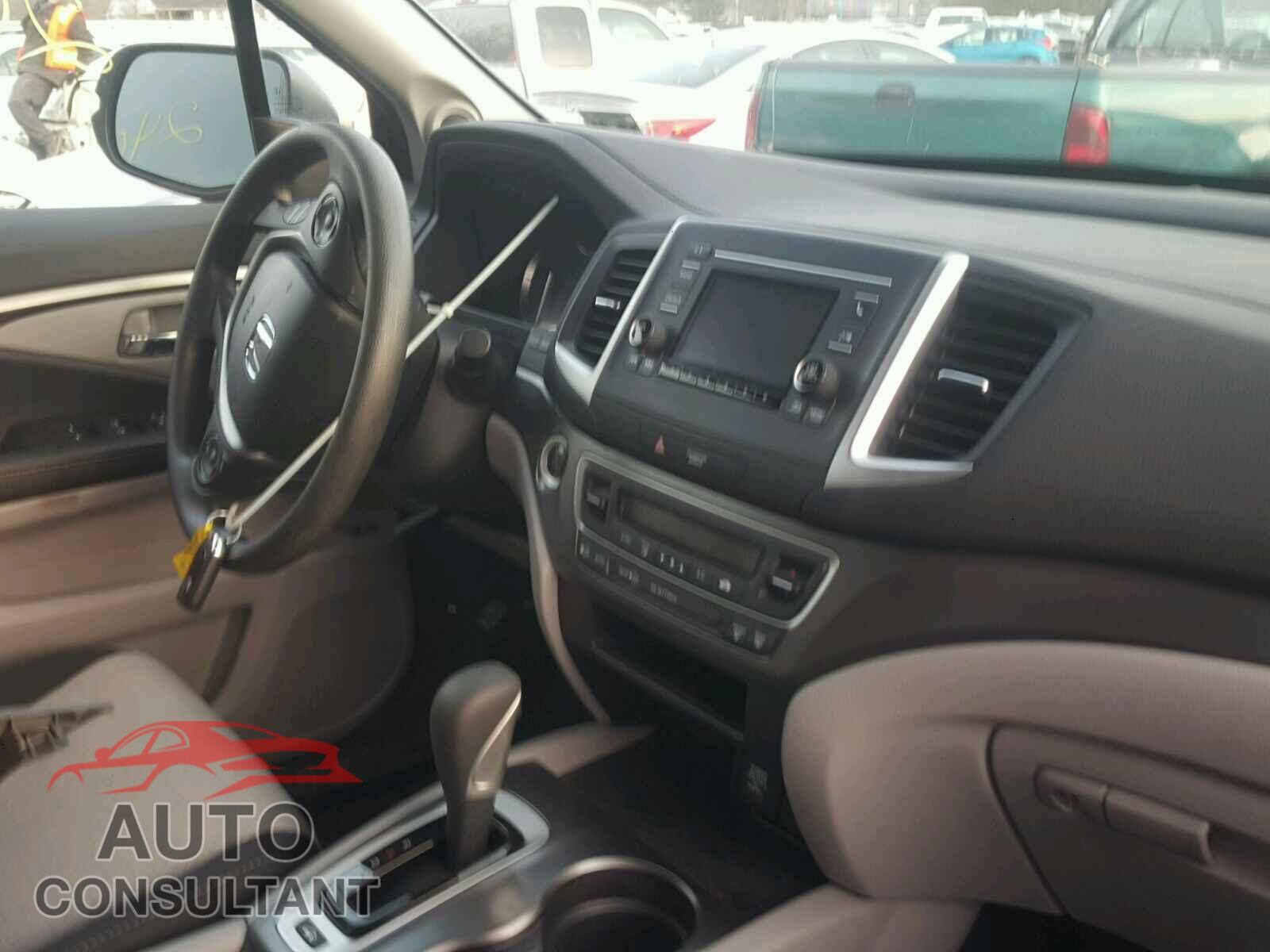 HONDA RIDGELINE 2017 - 5FPYK3F44HB020152