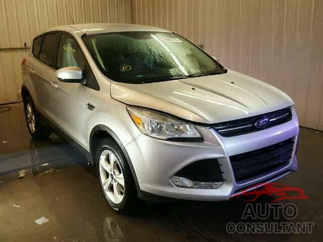 FORD ESCAPE 2015 - 1FMCU9GX2FUC05972