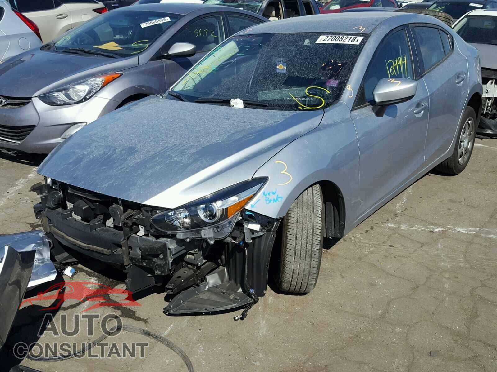 MAZDA 3 2017 - 3MZBN1U74HM153669