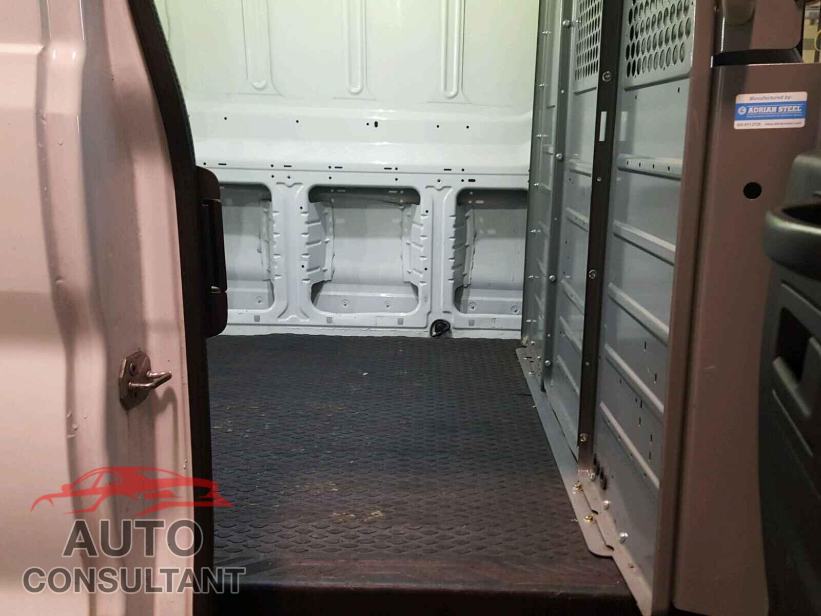 FORD TRANSIT CO 2017 - 1FTYE1ZM5HKA17232