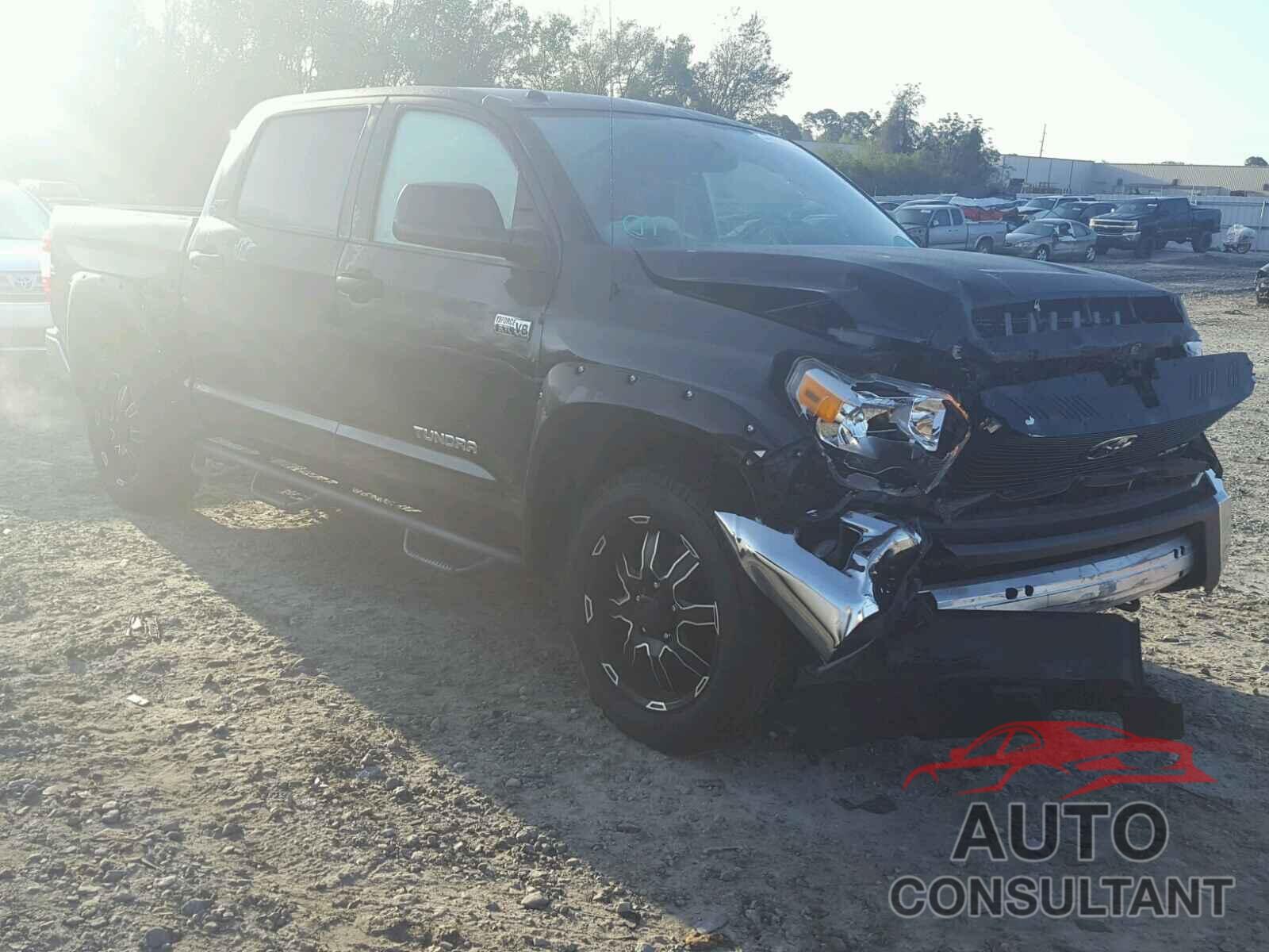 TOYOTA TUNDRA 2015 - 5TFDW5F17FX442500