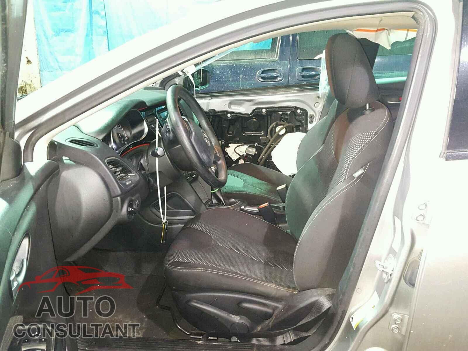 DODGE DART 2015 - 1C3CDFBB8FD179901