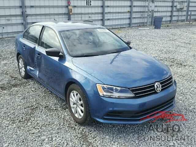 VOLKSWAGEN JETTA 2015 - 3VWD17AJ5FM239660