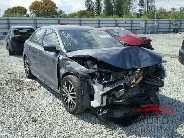 VOLKSWAGEN JETTA 2015 - 3VWD17AJ7FM218891