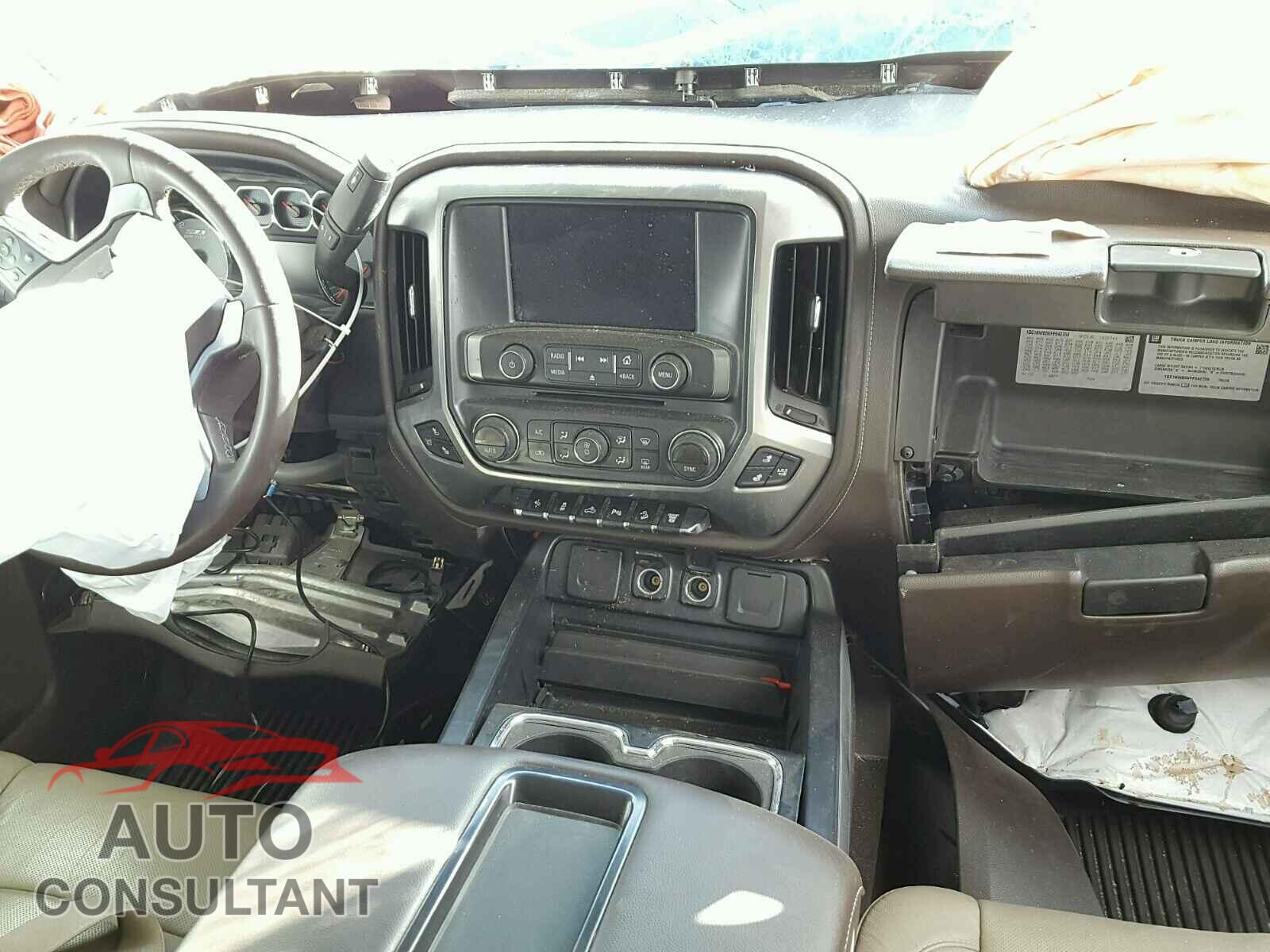 CHEVROLET SILVERADO 2015 - 1GC1KWE8XFF642750