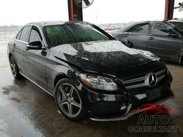 MERCEDES-BENZ C300 4MATI 2015 - 55SWF4KB6FU008093