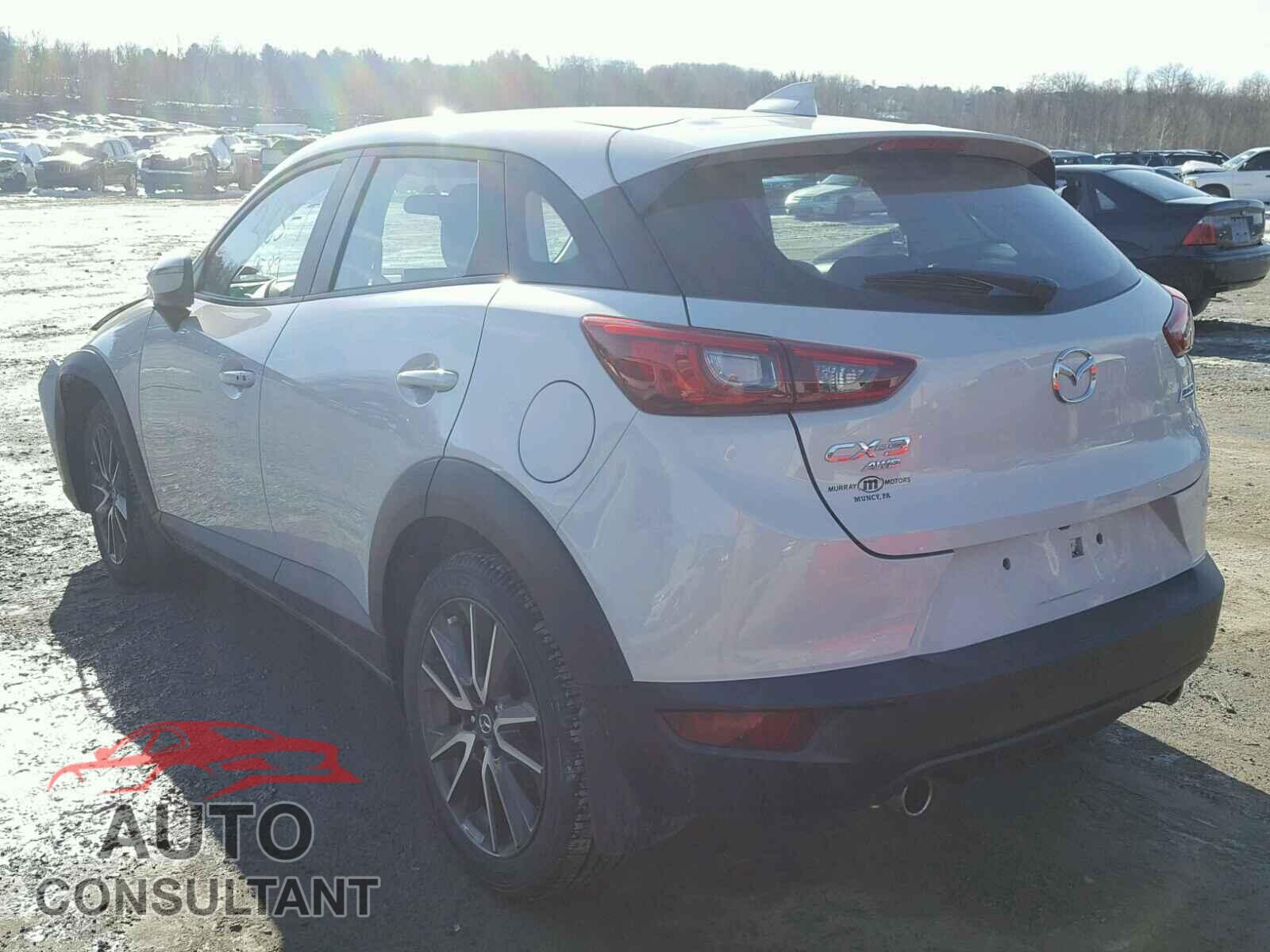 MAZDA CX-3 2017 - JM1DKFC76H0173623