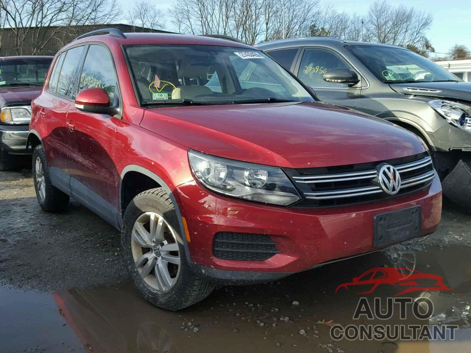 VOLKSWAGEN TIGUAN 2016 - WVGBV7AX3GW020275