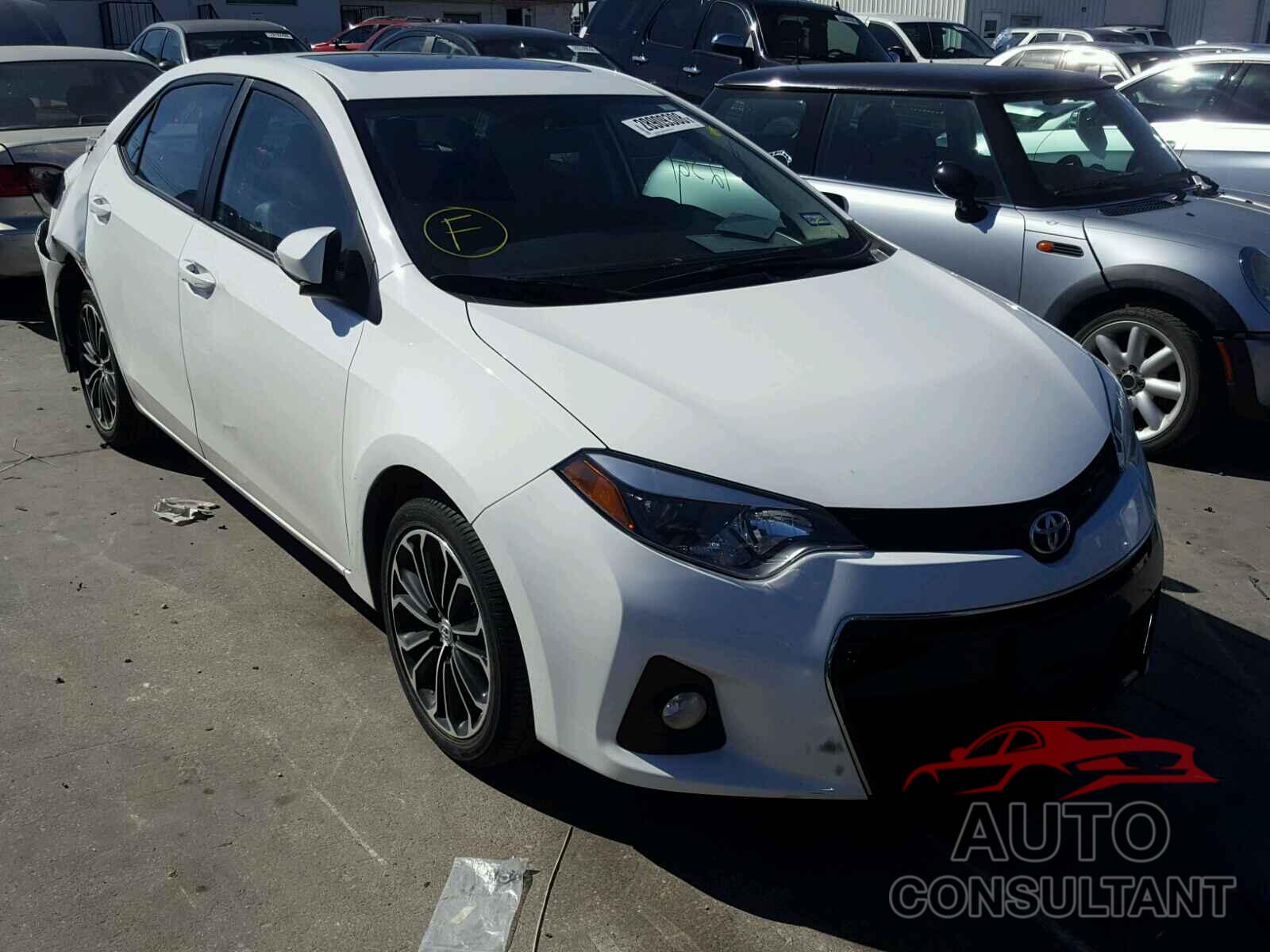 TOYOTA COROLLA 2015 - 5YFBURHE5FP360980