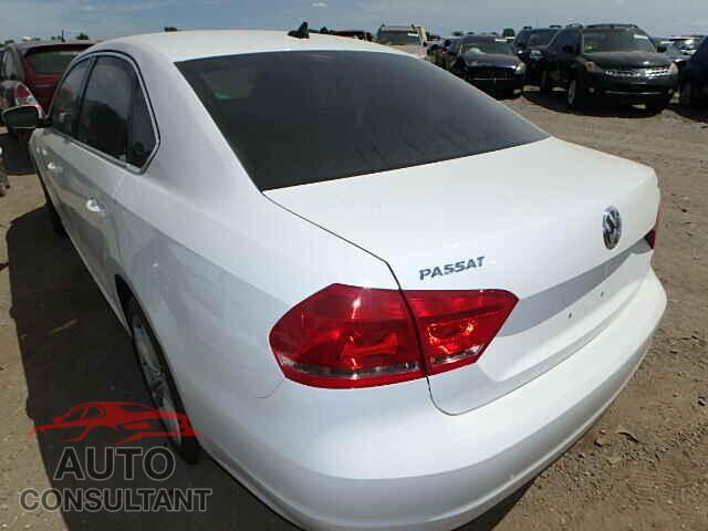 VOLKSWAGEN PASSAT 2015 - 1VWBV7A32FC098979