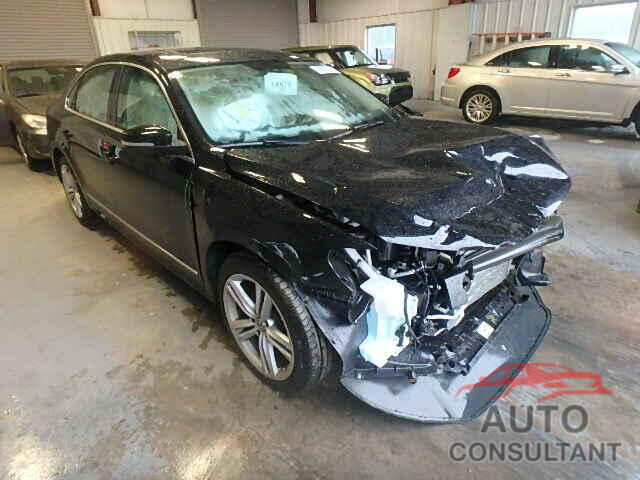 VOLKSWAGEN PASSAT 2015 - 1VWCV7A36FC059171