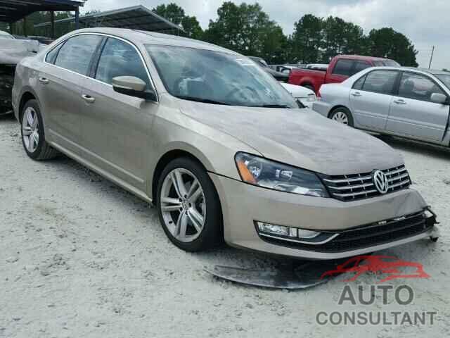 VOLKSWAGEN PASSAT 2015 - 1VWCS7A30FC062589
