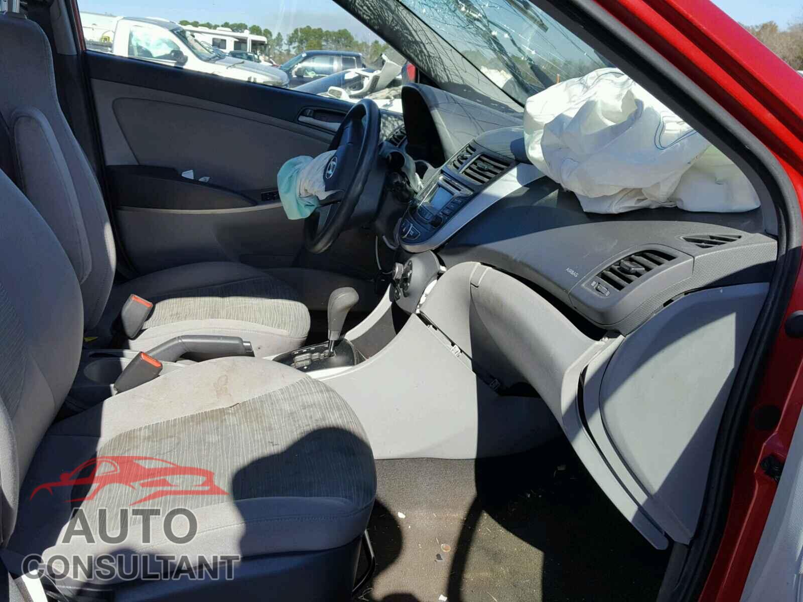HYUNDAI ACCENT 2015 - KMHCT4AE1FU802964