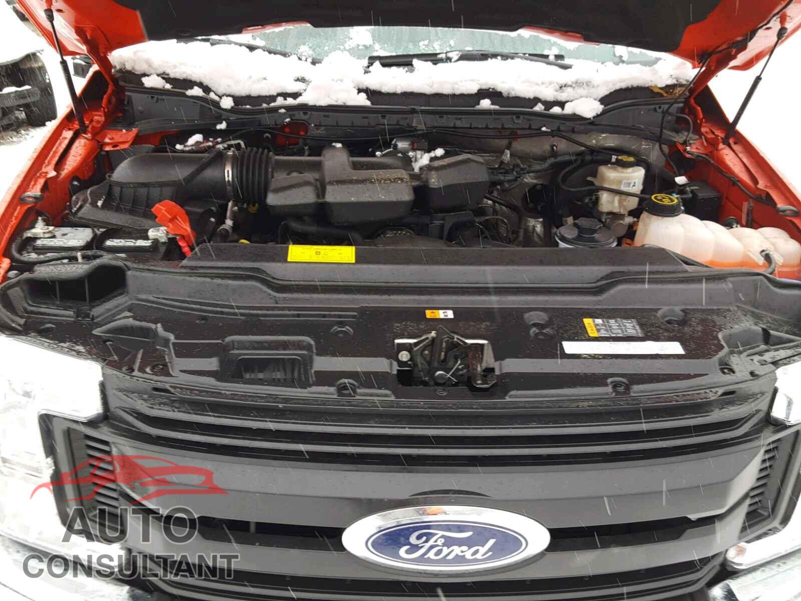 FORD F250 2017 - 1FTBF2B67HEC72077