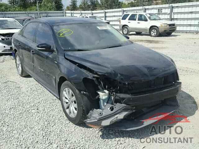 VOLKSWAGEN PASSAT 2015 - 1VWAT7A30FC018399
