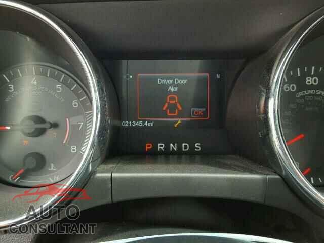 FORD MUSTANG 2015 - 1FA6P8TH8F5392202