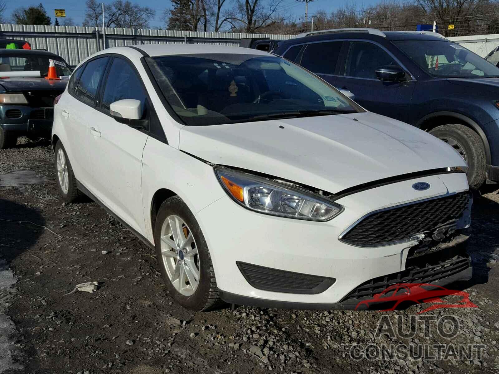 FORD FOCUS 2015 - 1FADP3K24FL260265