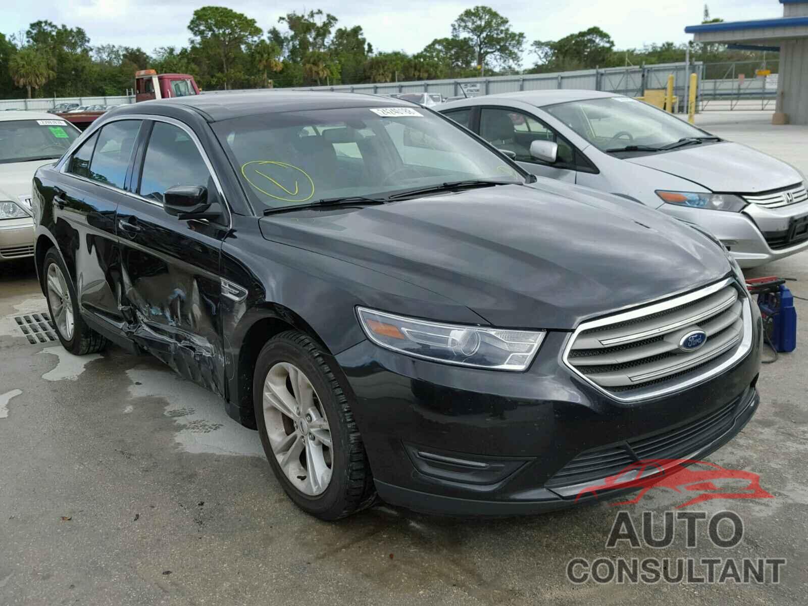 FORD TAURUS 2015 - 1FAHP2E83FG133933