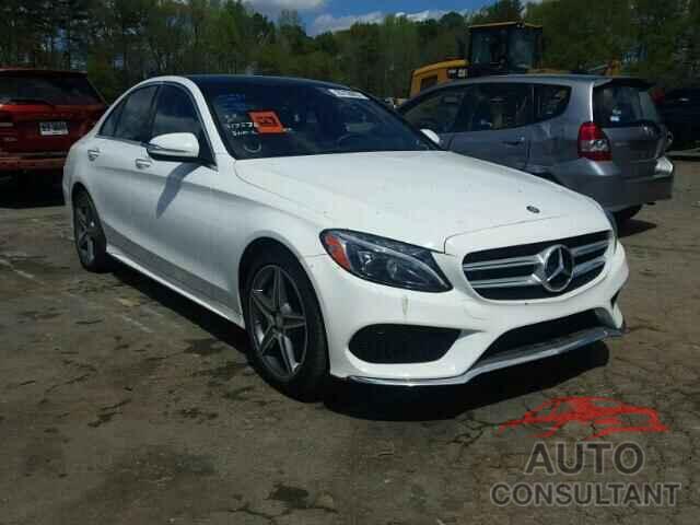 MERCEDES-BENZ C300 2015 - 55SWF4KB0FU042899