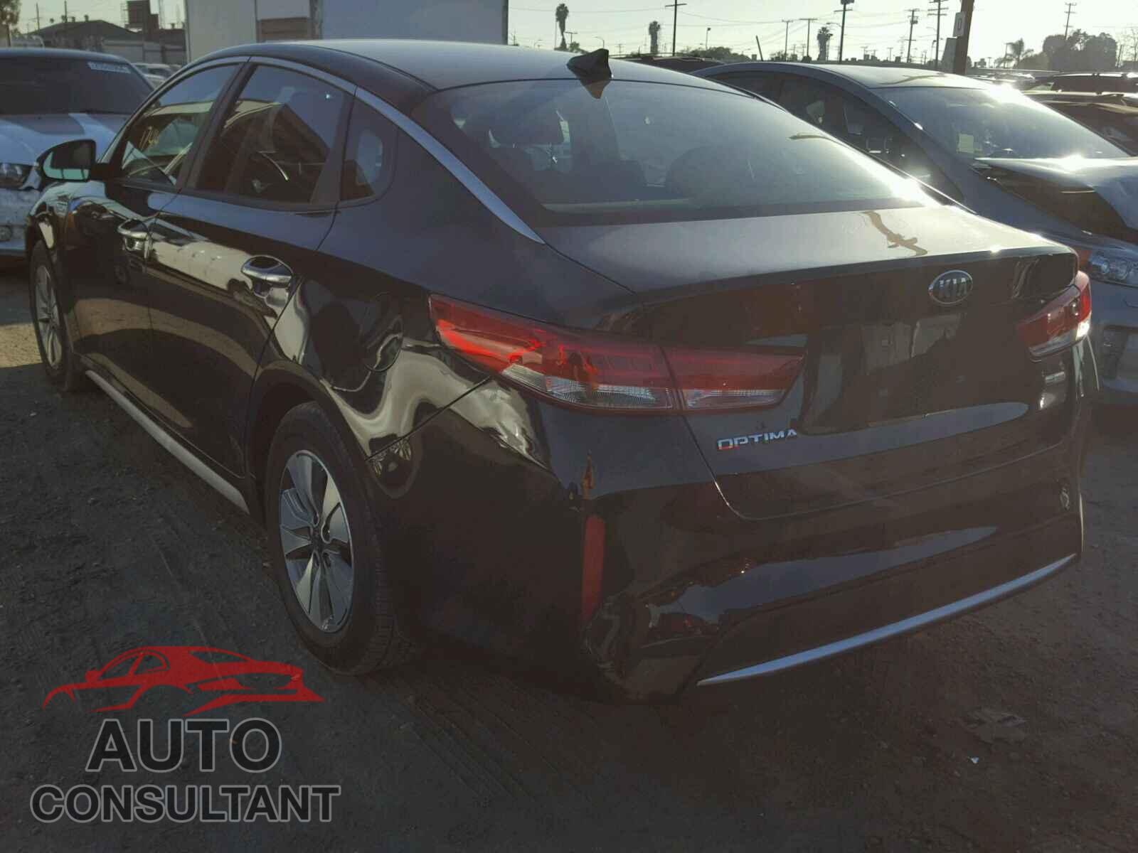 KIA OPTIMA 2017 - KNAGT4LC4H5005166