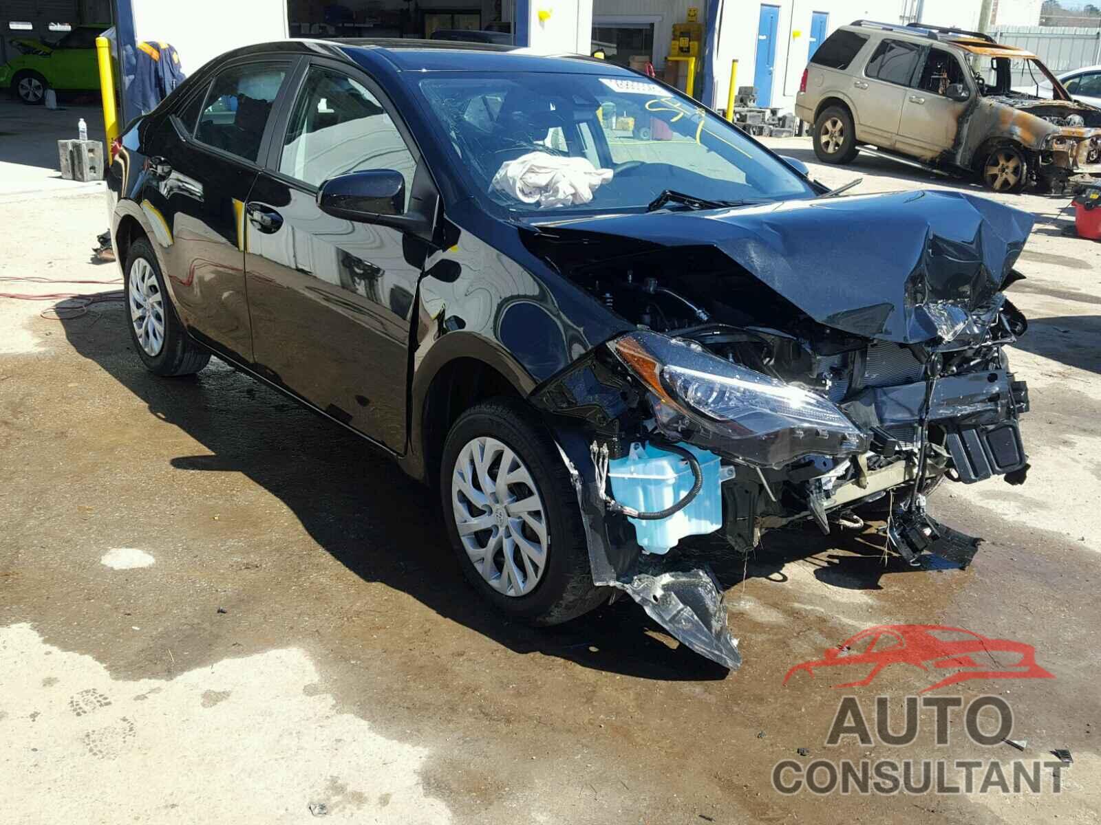TOYOTA COROLLA 2018 - 5YFBURHE3JP762263