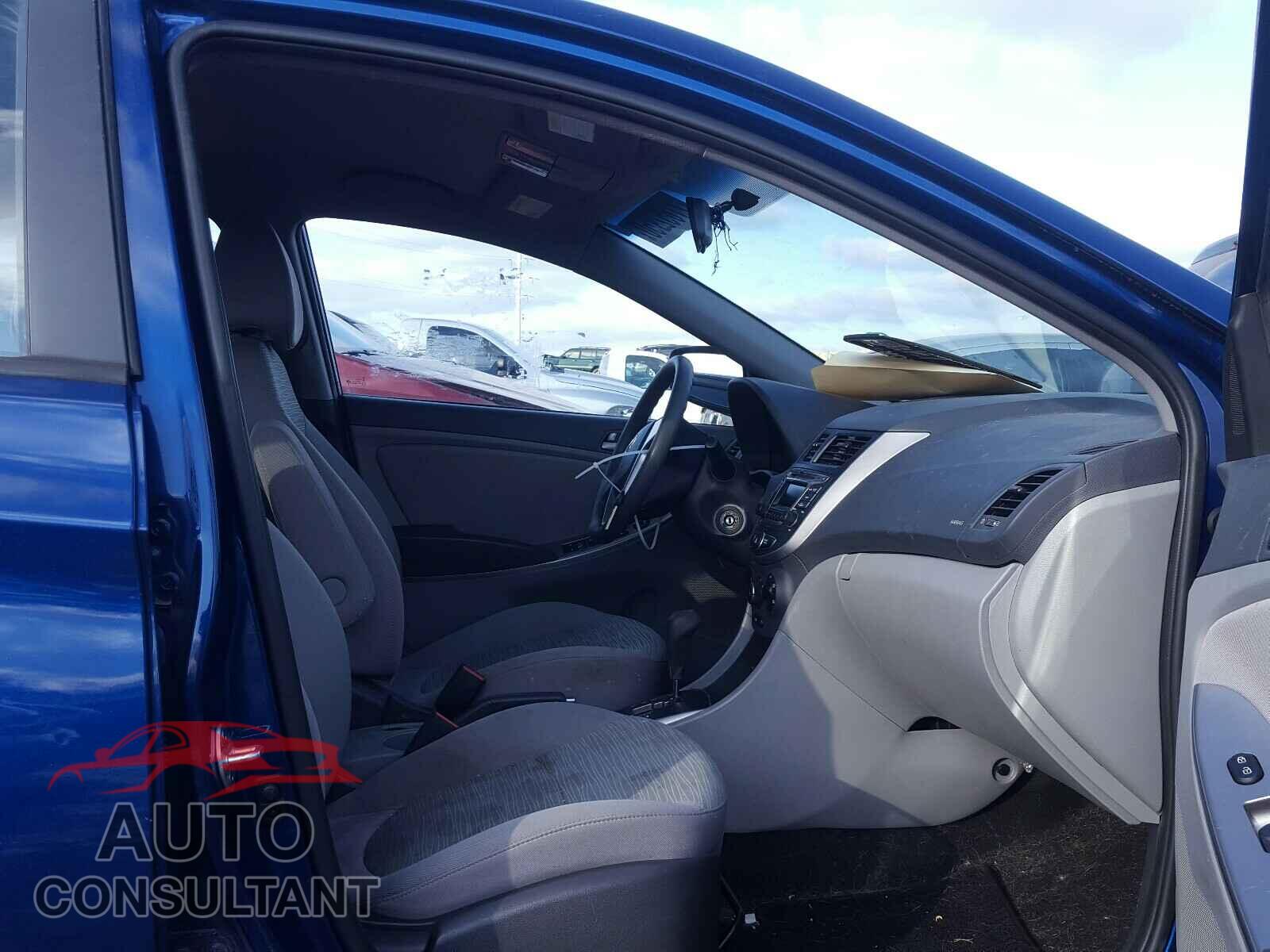 HYUNDAI ACCENT 2016 - KMHCT4AE2GU136263