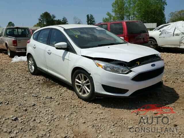 FORD FOCUS 2015 - 1FADP3K21FL317800
