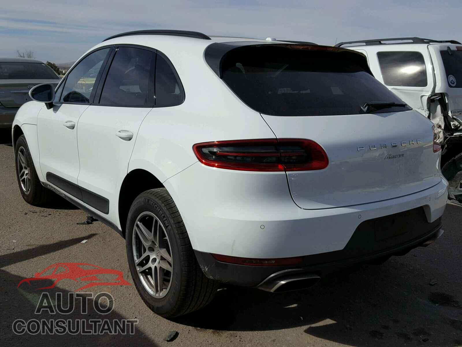 PORSCHE MACAN 2018 - WP1AA2A55JLB04070